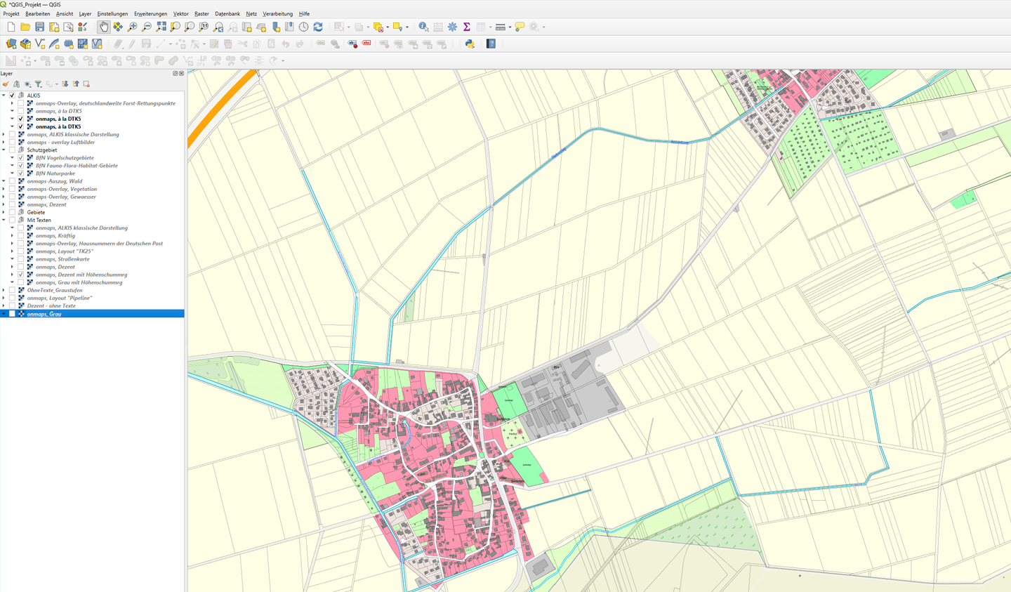 QGIS-Software mit geöffneter ALKIS-Karte, die verschiedene Ebenen von Gebäuden und Flächen zeigt.